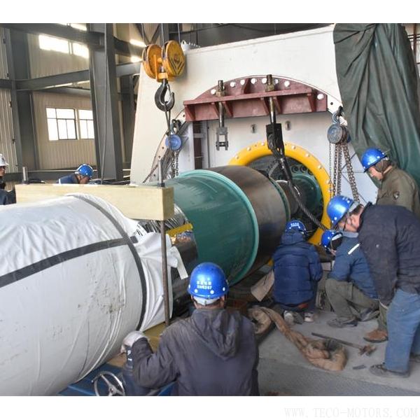 【電廠】洛陽萬眾吉利熱電工程1號(hào)燃機(jī)發(fā)電機(jī)轉(zhuǎn)子順利穿裝完成